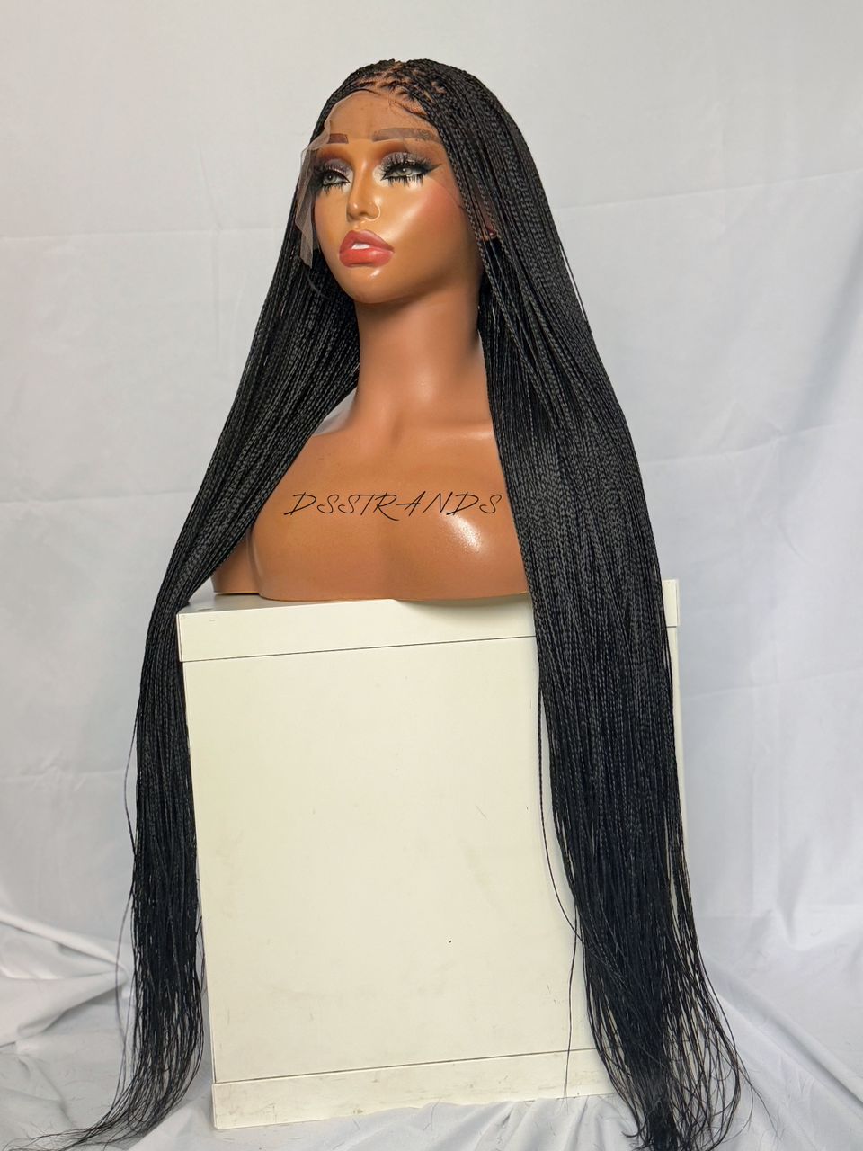 38" Buss down wig (black)